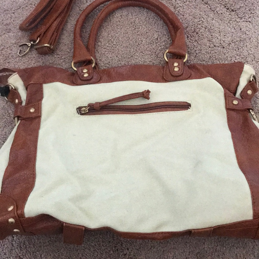 purse with strap - Picture 2 of 3